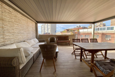 Fantastico attico-duplex con terrazza a pochi passi dal Parco Turó a Barcellona